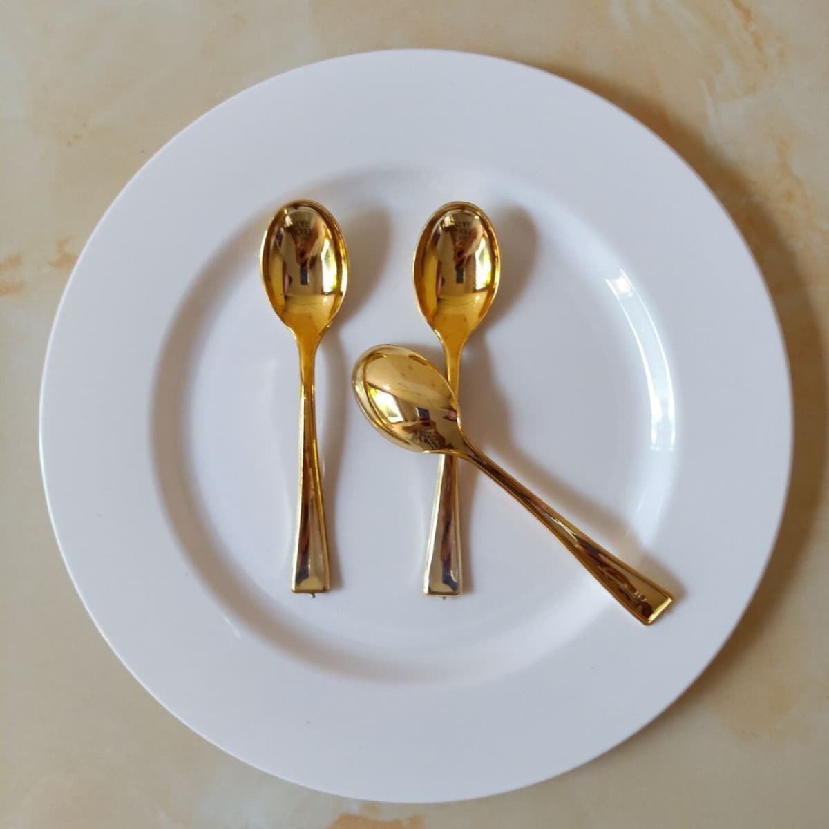 Disposable Plastic Fruit Forks Mini Dessert Spoons Simulated Metal Pudding Spoons Small Size 24 Pieces