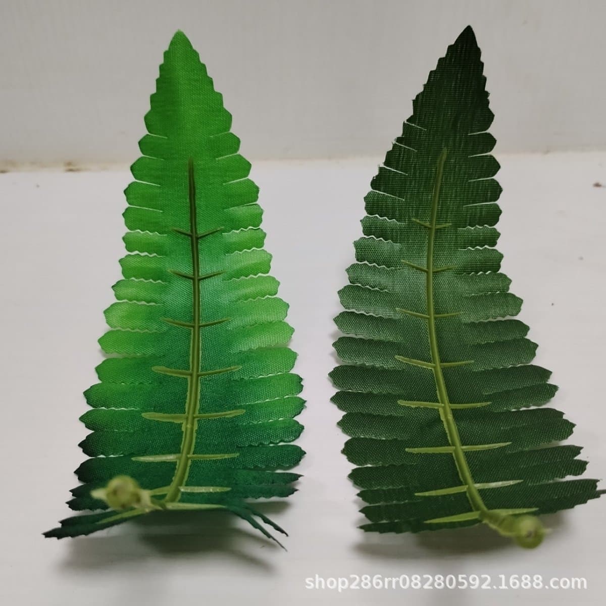 Zhaoping Crafts Factory Wholesale Persian Leaf DIY Artificial Flower Fake Flower Handmade Decoration 20cm Bone-Sprayed Leaves