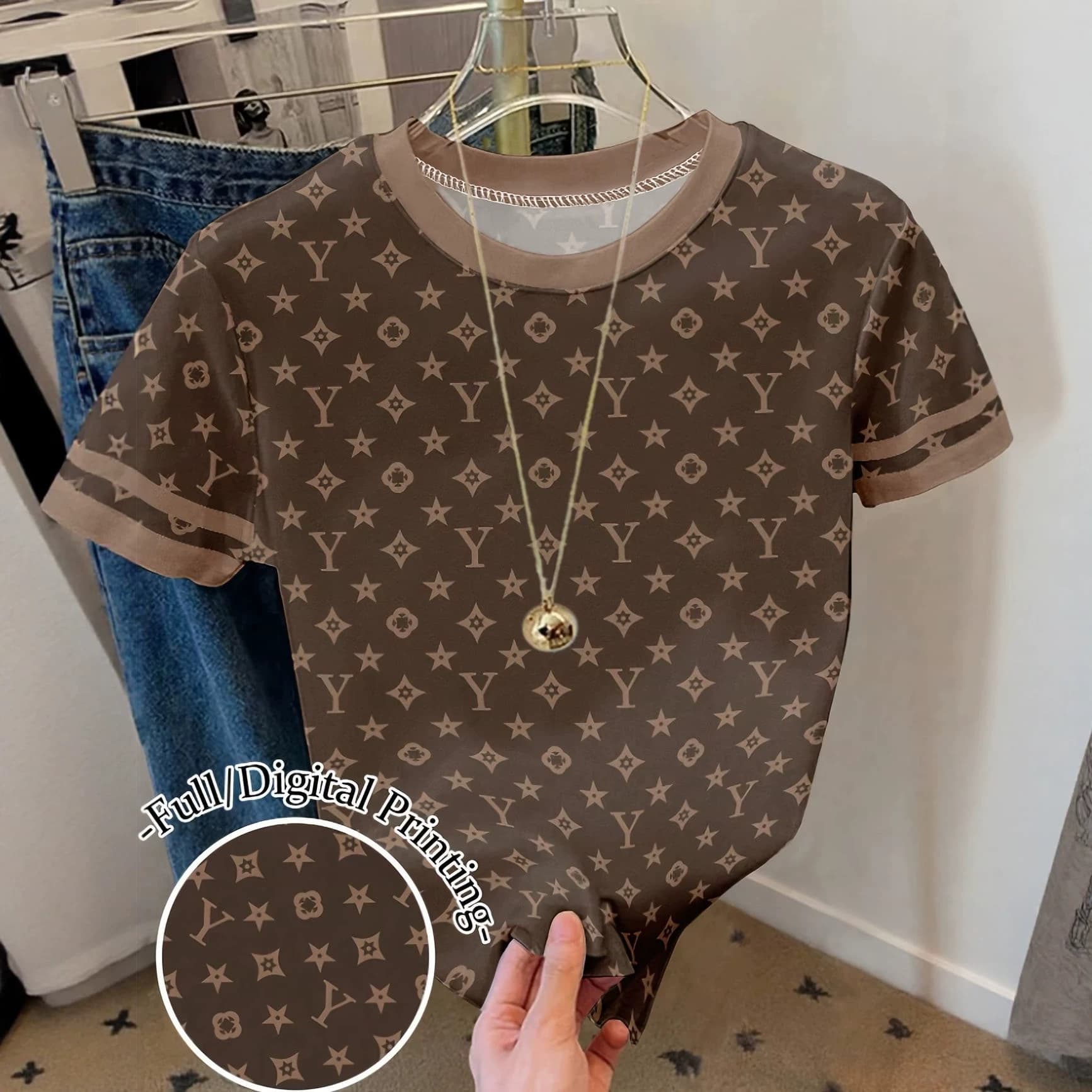 2026 popular cross-border digital printed T-shirts, loose women's T-shirts with European and American short-sleeved summer new styles