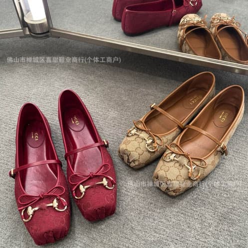 26 New G Family Ballet Shoes Horsebit Runway Pig Nose Bow Flat Casual Versatile Mary Jane