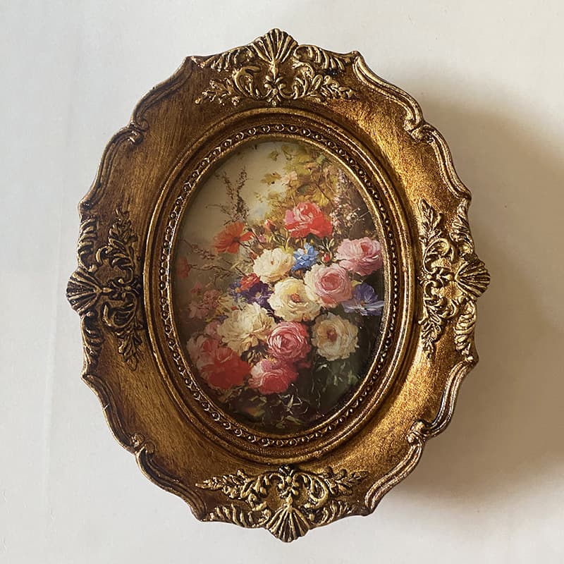 French Vintage Resin Small Photo Frame Set for Living Room Entryway Background Wall, Oval Photo Frame Decoration