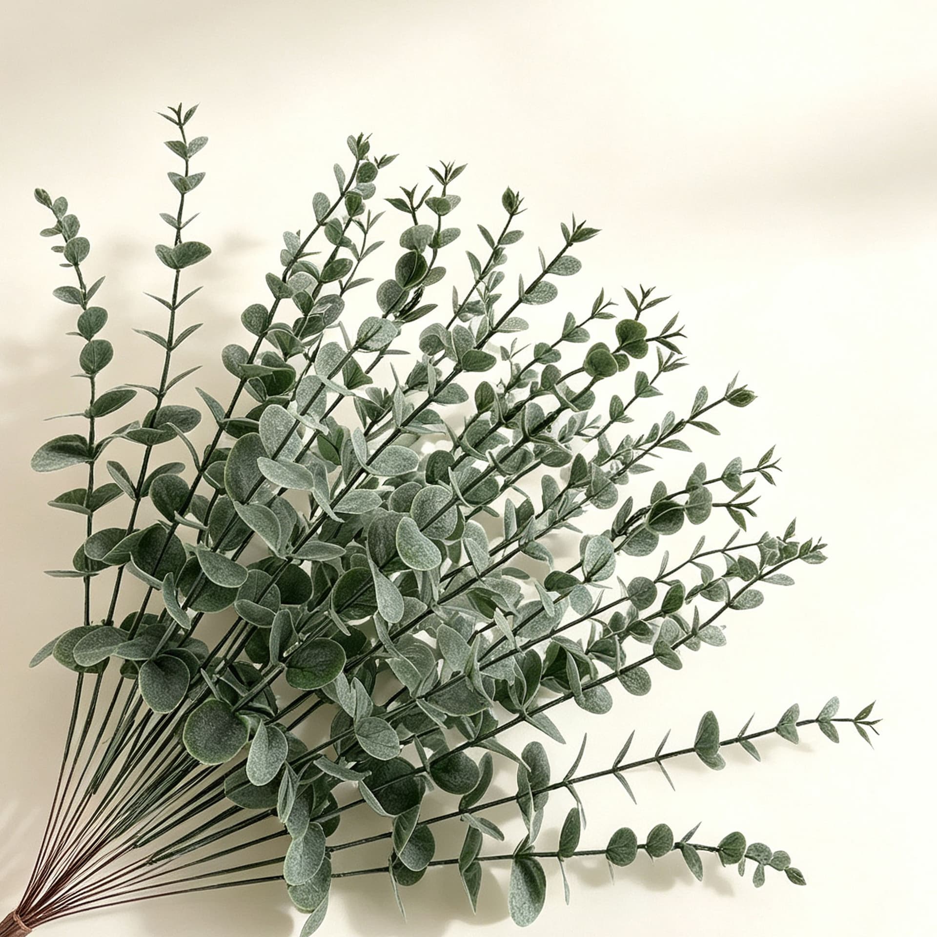 Single Stem Eucalyptus Artificial Green Plant Decoration for Amazon Floral Arrangements Indoor Faux Flower Decor Cross-border