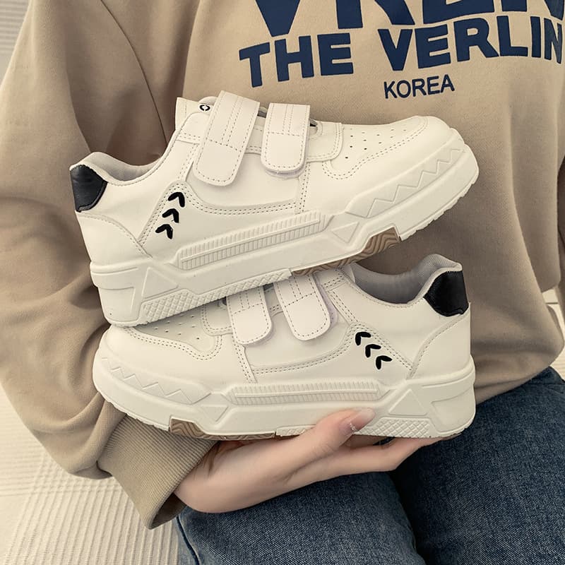 Velcro White Sneakers for Men and Women 2025 Spring/Autumn New Arrival Versatile Breathable Korean Style Flat Casual Skate Shoes