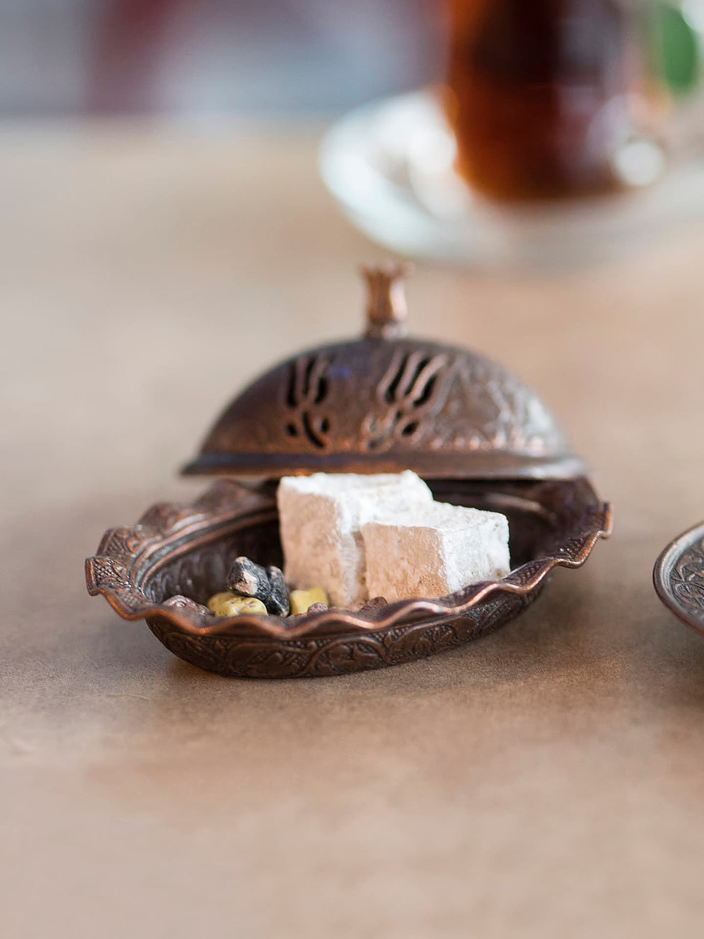 Imported Turkish Metal Candy Dish, European Palace-Style Retro Luxury Sugar Box and Jar