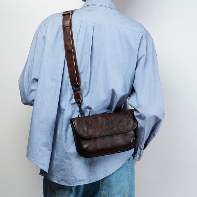 Guangzhou wholesale cross-border genuine leather shoulder bag crossbody bag casual men's envelope bag retro first layer cowhide men's bag
