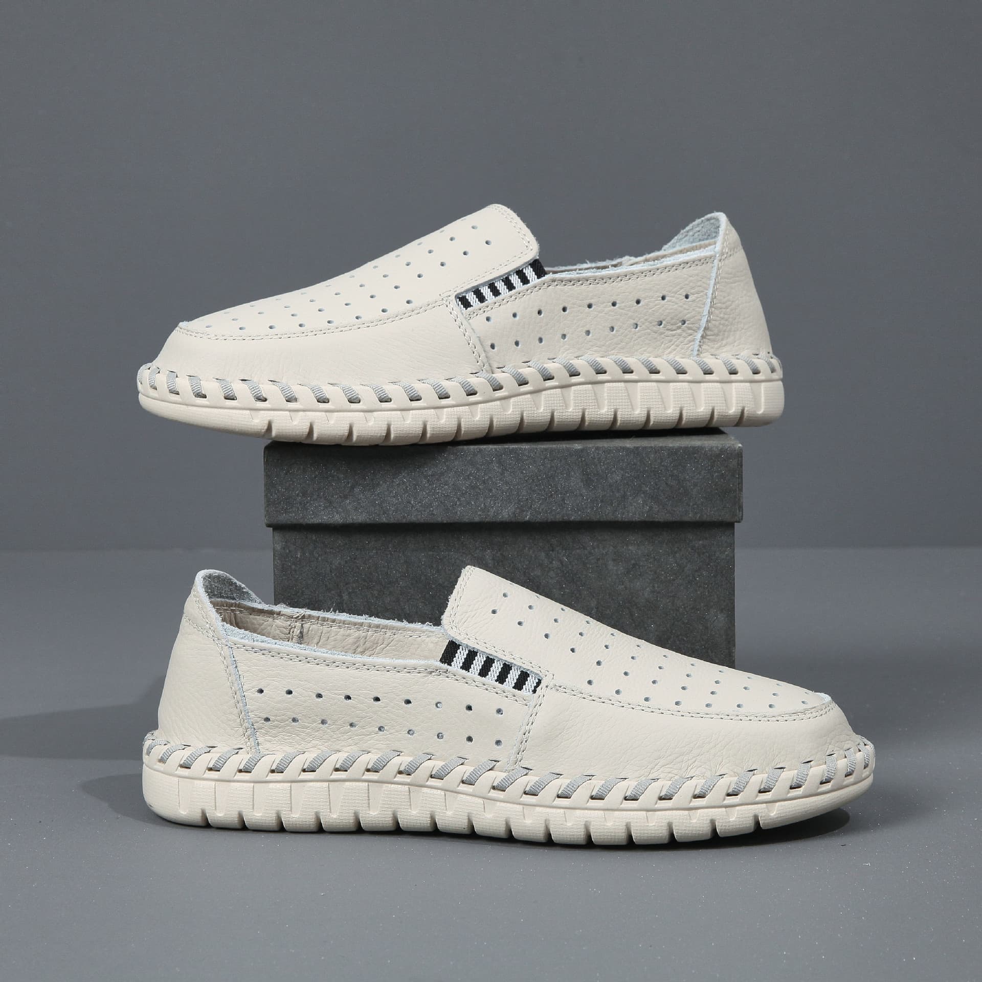 2025 Summer Genuine Leather Sandals, Versatile Glue-Free Loafers, Comfortable Casual Low-Top Non-Slip Shoes