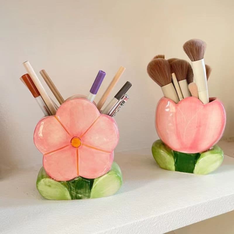 Tulip Flower Makeup Brush Holder Office Pen Holder Ins Girls Bedroom Decoration Desktop Storage Organizer