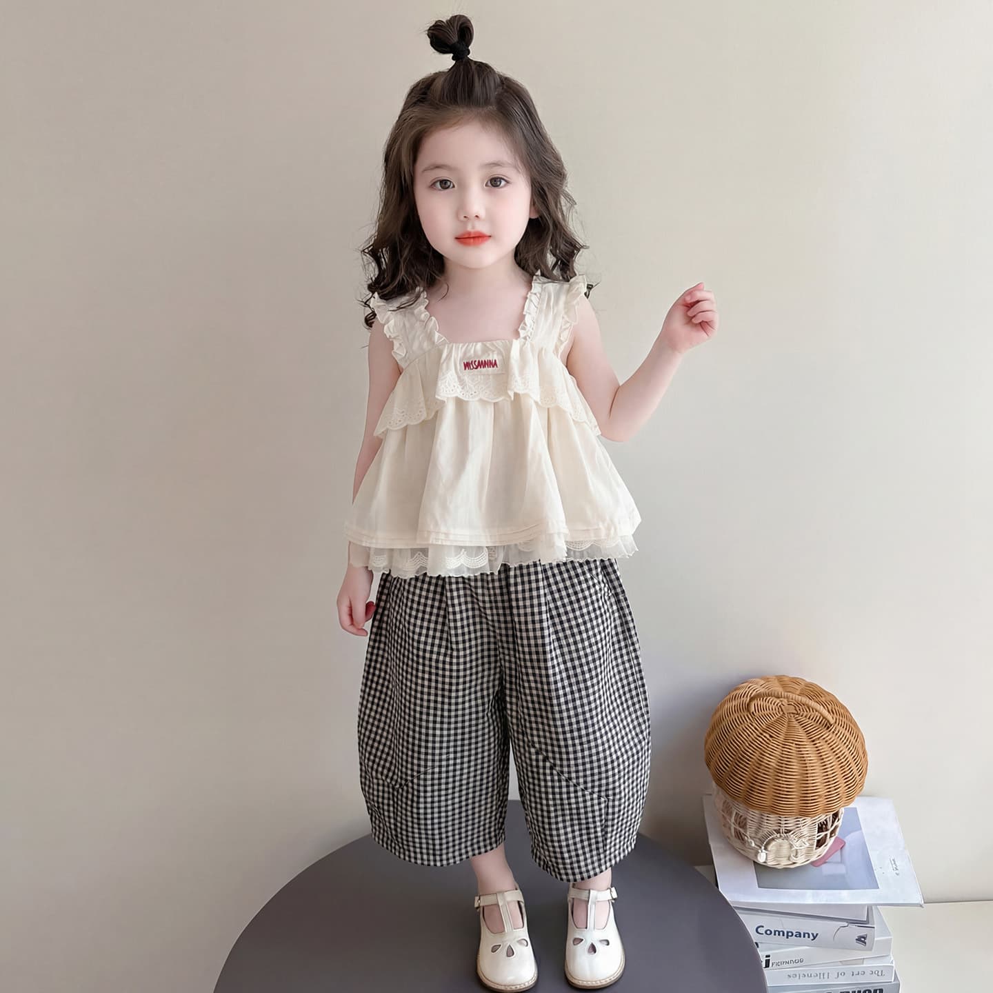 Girls Korean Style Suit Summer 2026 New Baby Girl Lace Suspender Summer Clothes Children's Plaid Pants Two-piece Set