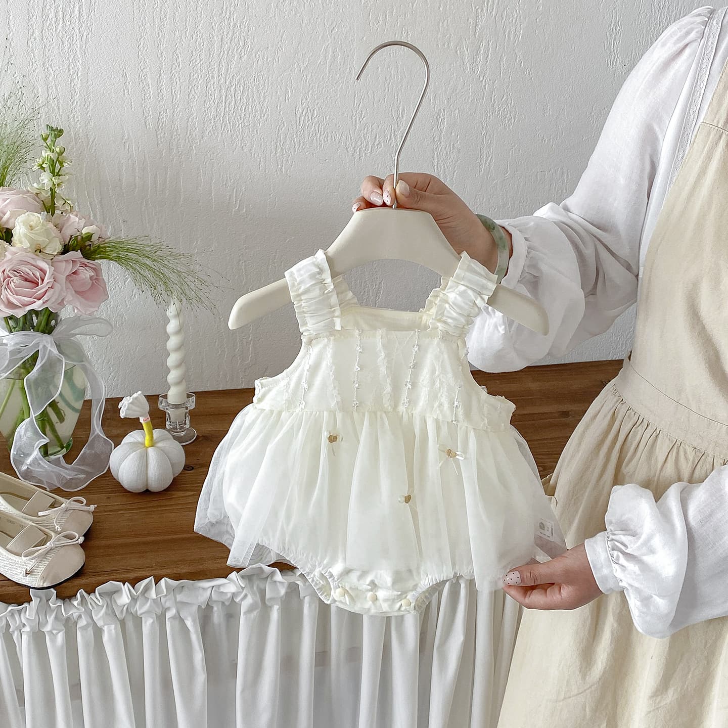 Infants and young children new summer sweet bow suspender dress baby girl casual thin love vest dress summer