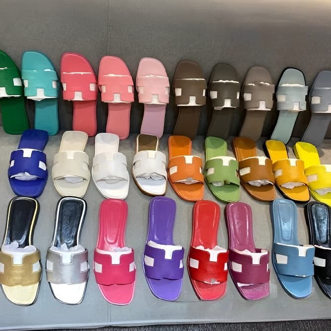 Export High-End H-Brand Women's Slippers, Summer Outdoor Versatile New Style, Genuine Leather H-Shaped Flat Sandals, Wholesale
