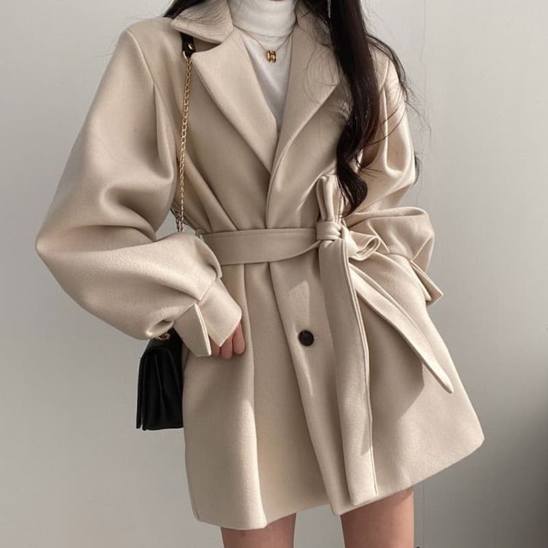New Year's Woolen Coat Feminine Autumn and Winter Woolen Coat Mid-Length Small Hepburn Style Black