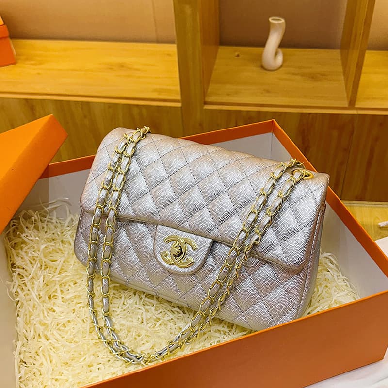 Cross-border Diamond Quilted Chain Shoulder Bag Women's Trendy Chanel Style Commuter Bag Korean Fashion Lock Clasp Crossbody Bag Wholesale