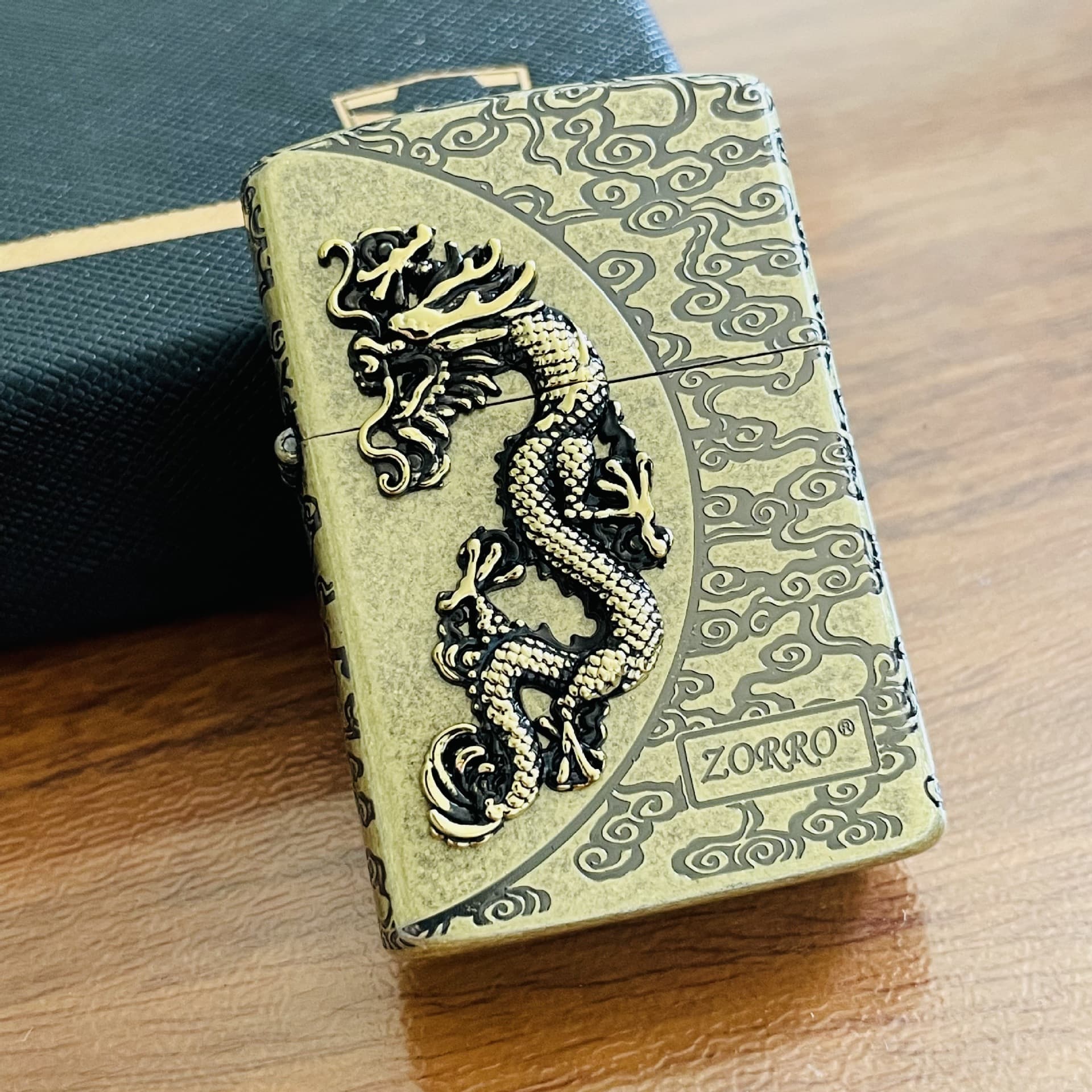 zorro zorro Brass Kerosene Windproof Lighter Personality Creative Sticker Chapter Dragon and Phoenix Lucky Gift Bronze