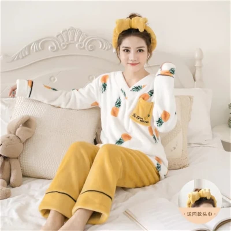 Winter Letter Coral Fleece Women's Pajamas Thickened Flannel Round Neck Warm Homewear Set Women's Outerwear