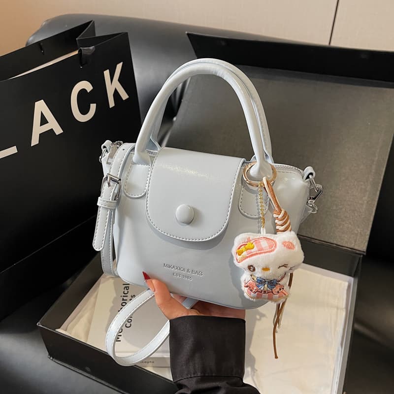 Small Bag Women Fashion 2026 New Trendy Crossbody Popular Stylish Handheld Small Tote Bucket Bag Basket Bag