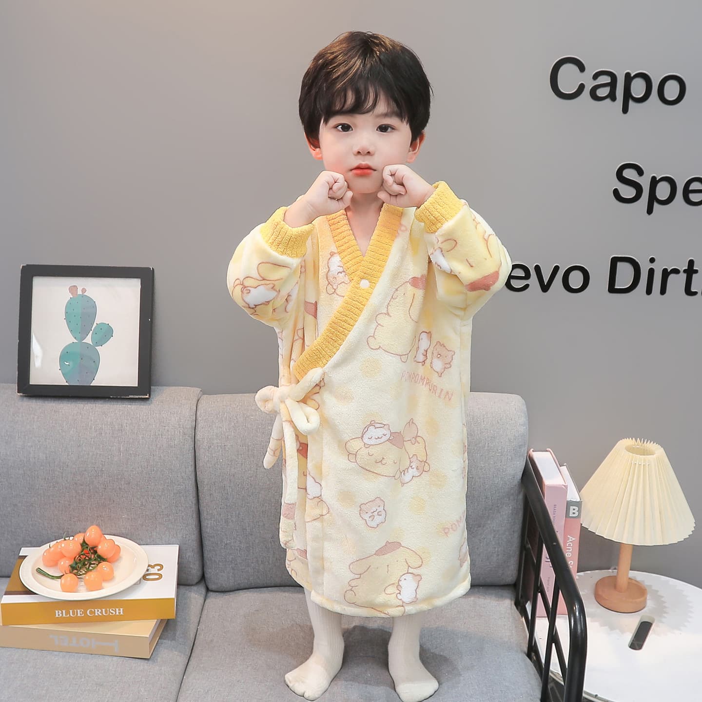 Children's Bathrobe for Boys, Autumn/Winter Flannel Long-Sleeve Tie-Up Warm Bathrobe, Coral Fleece Winter Bathrobe for Toddlers