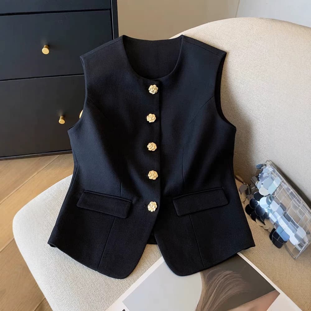 Women's Vest Spring/Fall 2026 New Light Luxury Style Vest Suit Design Sense Niche Fashion Super High-End Small Vest Summer