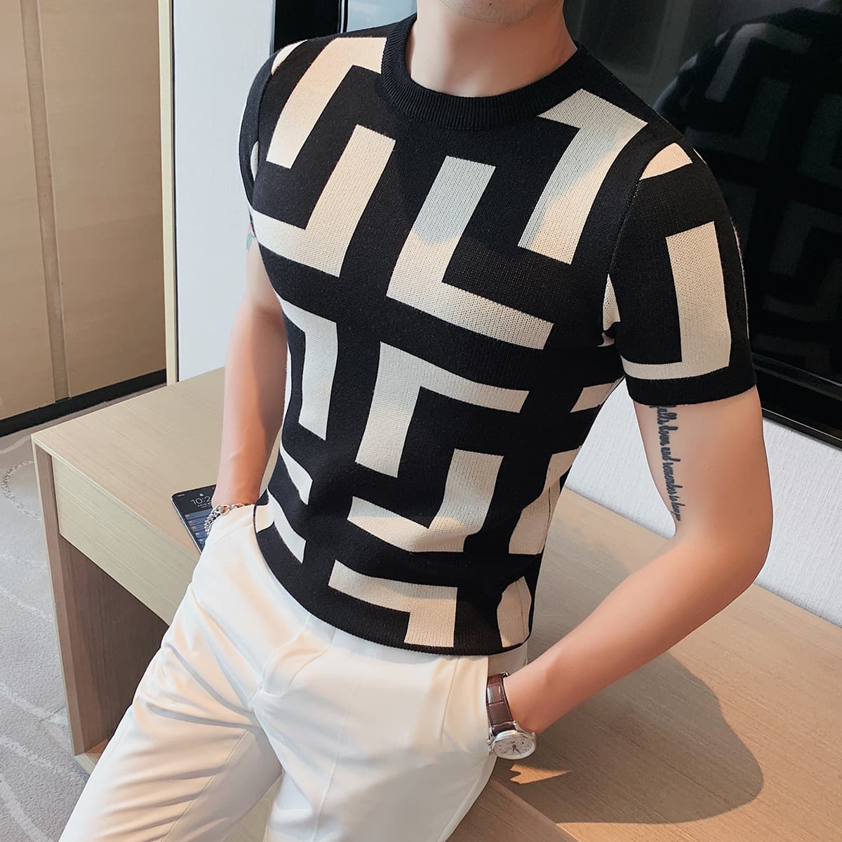 2025 New Short-Sleeve Sweater Men's Knit Top Half-Sleeve Geometric Jacquard Stylish Stretch Slim Fit Base Layer