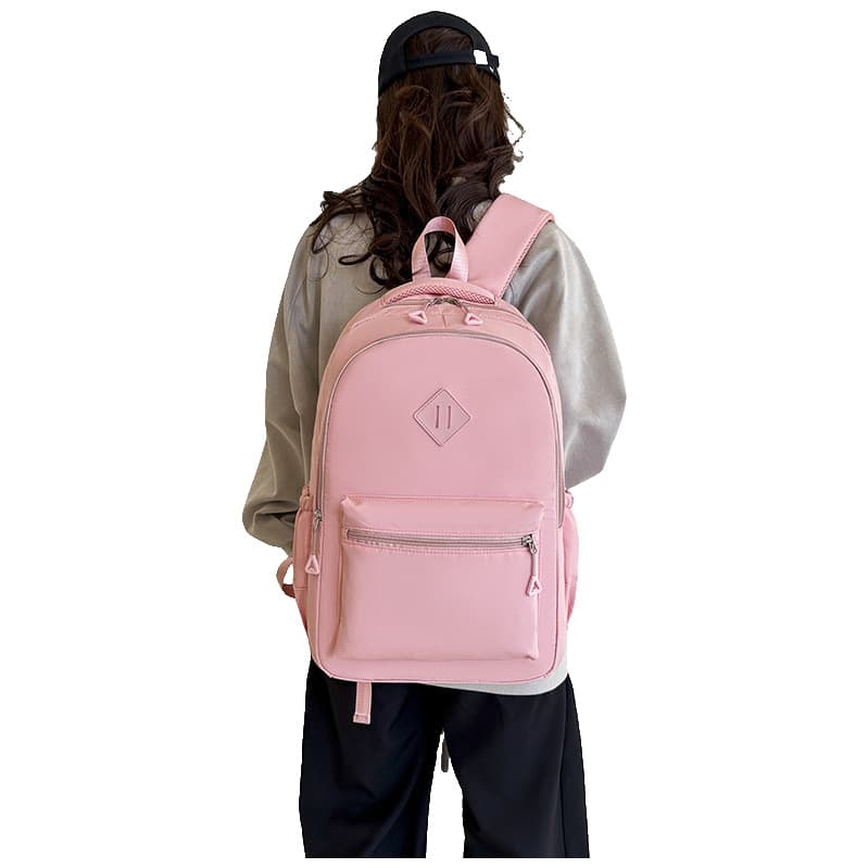 Large-capacity travel backpack, premium feel student bag for college/high school girls, lightweight and stain-resistant