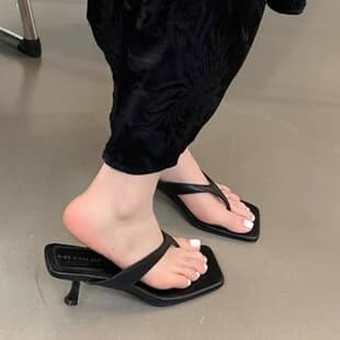 Summer New French Heel Toe-Post Kitten Heel Flip-Flops for Dresses Women's Square-Toe Thin Heel Beach Sandals