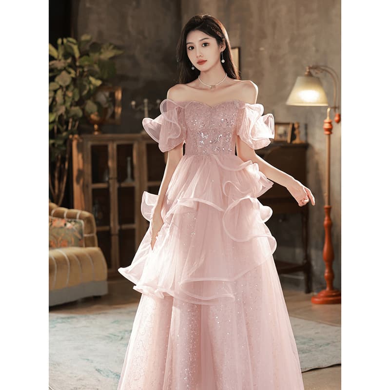 French evening dress, feminine, socialite, high-end, light luxury, niche, high-end, host art test, super fairy pink engagement dress