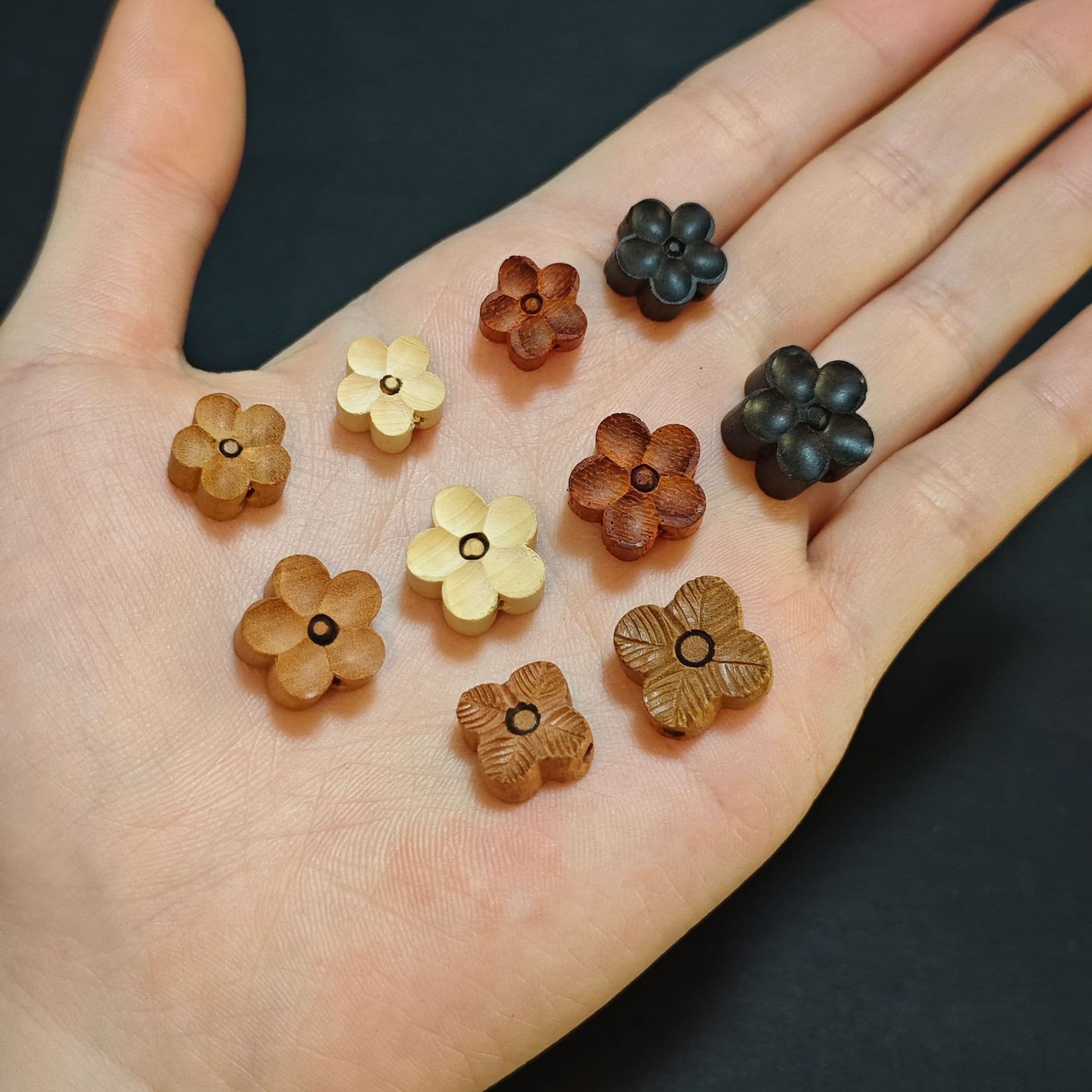 Fruit Wood Carving Colorful Plum Blossom Pendant Peach Wood Five-Petal Flower Red Sandalwood Black Sandalwood Boxwood Five Blessings Plum Blossom with Beads Accessories
