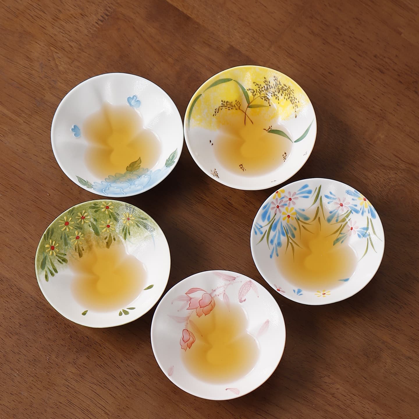 Hand-painted Ceramic Tea Cup Master Cup Gourd Bamboo Hat Cup Kung Fu Tea Set Tea Tasting Cup Gourd Cup Embossed Creative Tea Bowl