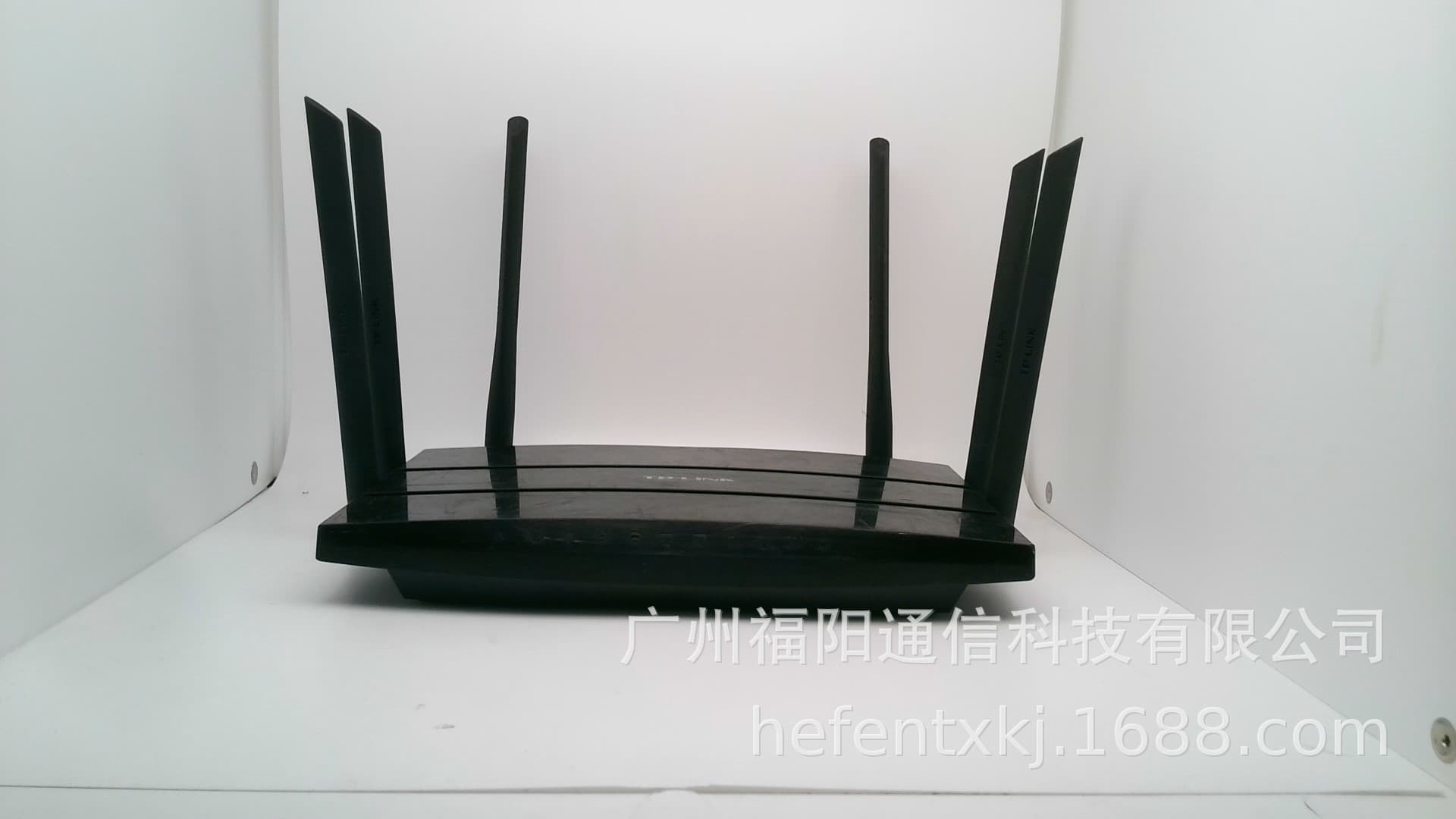 Used TP-Link AC1200 Wireless MU-MIMO Gigabit Router C7 C6