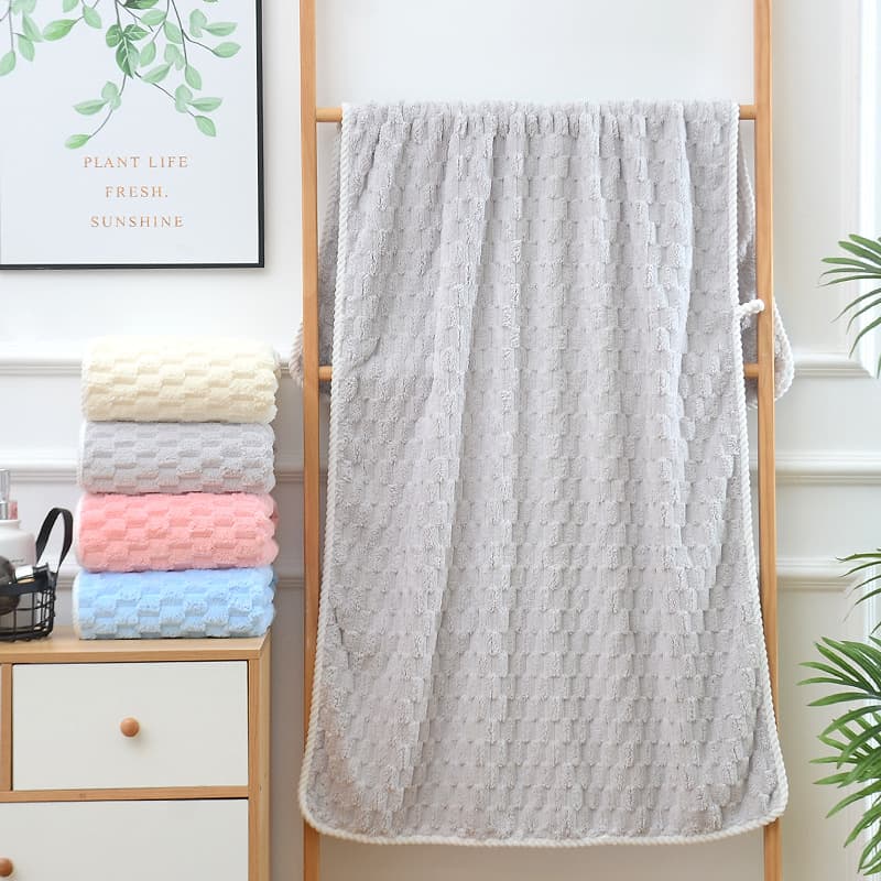 Factory wholesale Cloud Pattern Coral Fleece Bath Towel 88*170 Extra Large Soft Swimming Absorbent Beach Towel Extra Large Thick