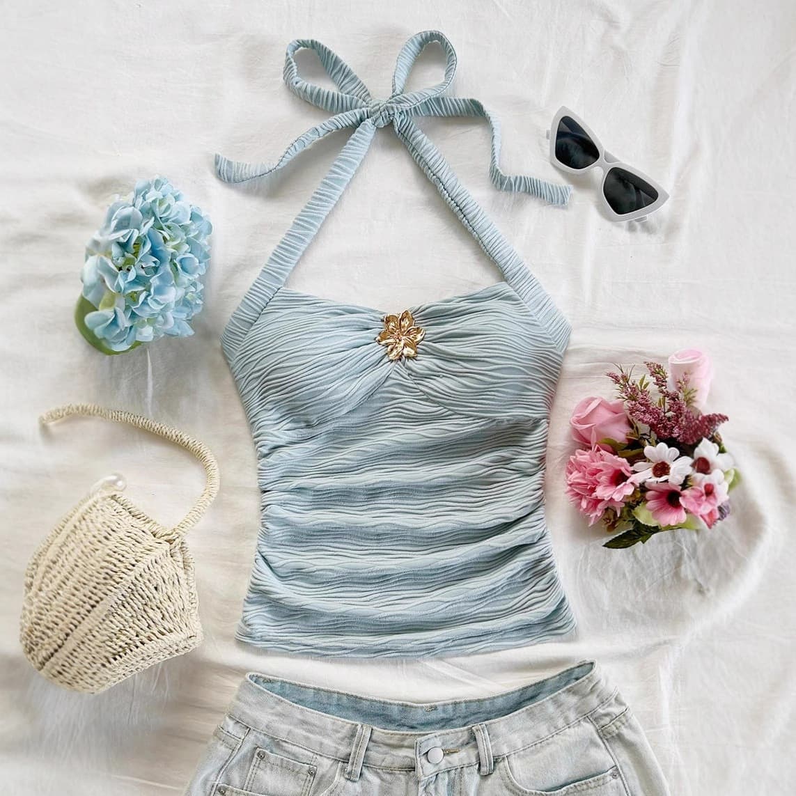 2025 Women's Lace-Up Halter Metal Decor Camisole Fitted Backless Top Vest Casual Versatile