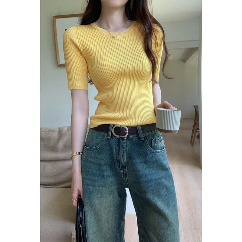 Real shot of Tulaisel Tencel round neck right shoulder short-sleeved sweater for women 2025 summer new unique unique top