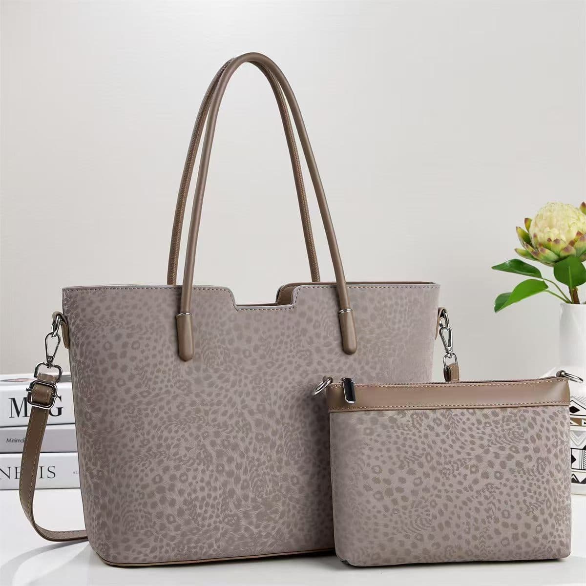 2026 New Trendy Retro Leopard Print Tote Bag for Women, Fashionable Large Capacity Shoulder Bag with Mother-Child Bag Set