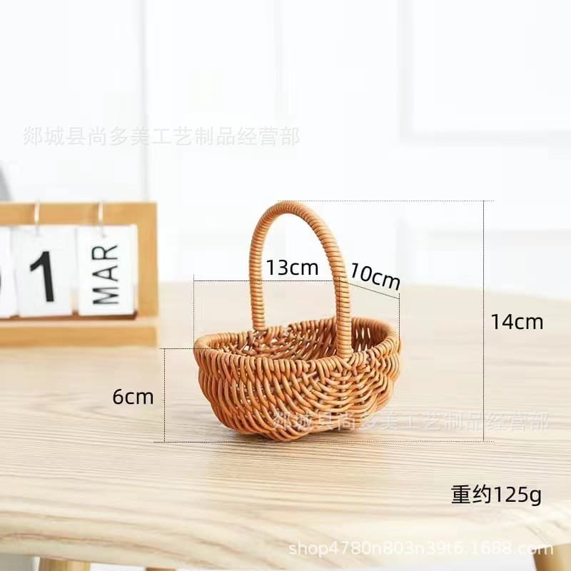 Handwoven Rattan-Style Fruit Basket Flower Arrangement Tote, Small Gift Basket for Fresh Flowers