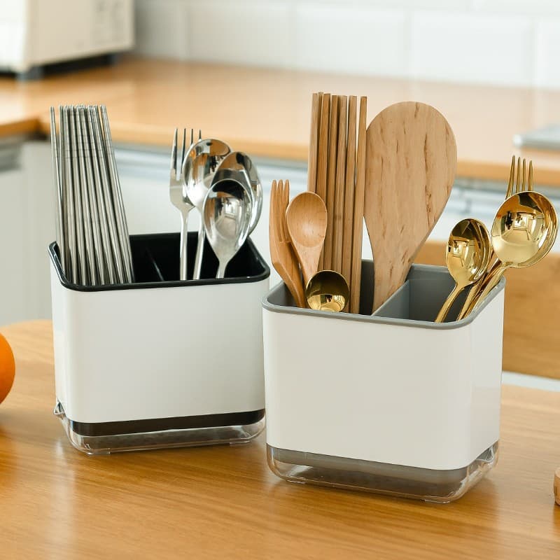 Draining chopstick holder and spoon storage rack, no drilling required, kitchen storage rack, household chopstick holder, multi-functional tableware storage box
