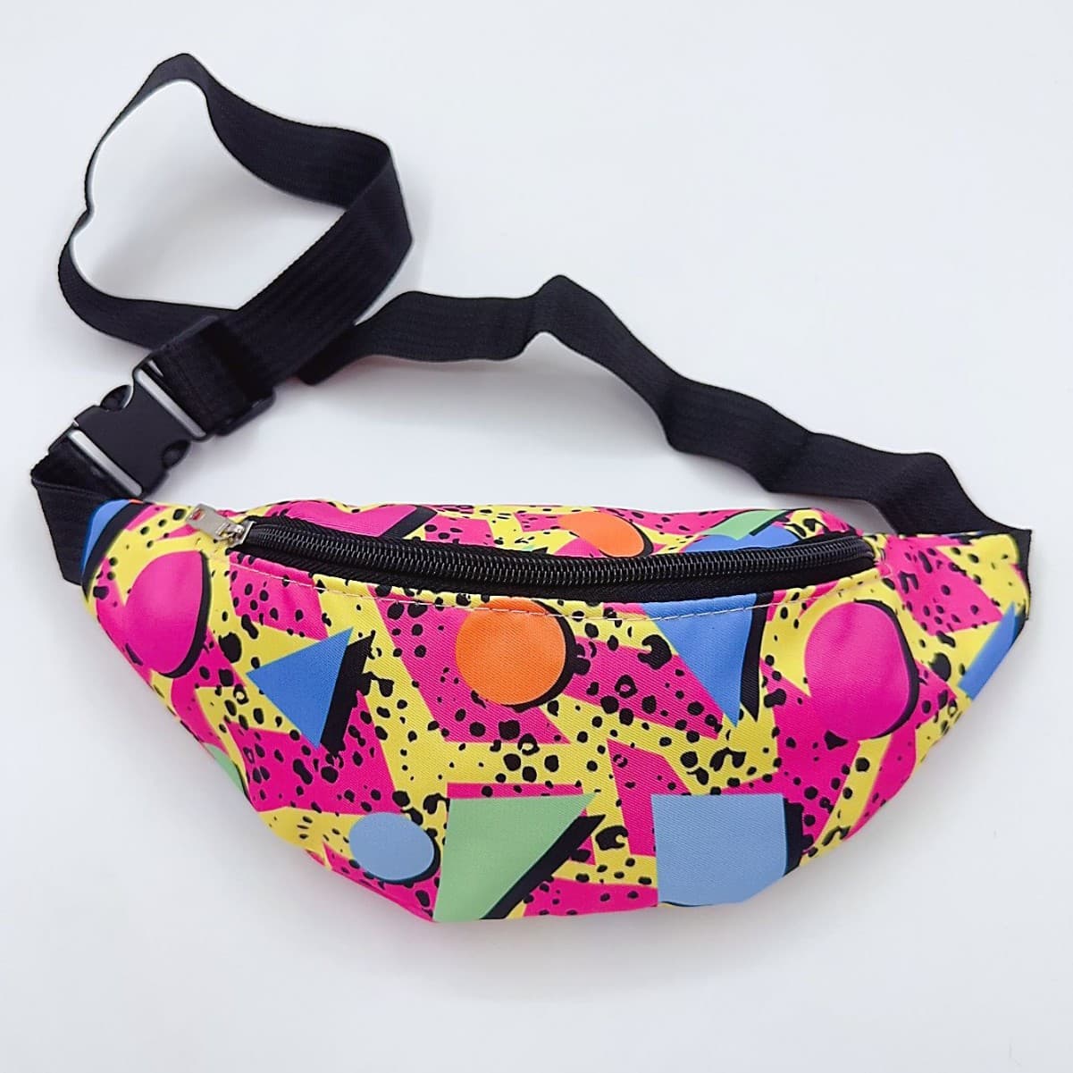 Hot-selling waist bag wholesale, large capacity, fashionable double zipper crossbody mobile phone waist bag for women and men.