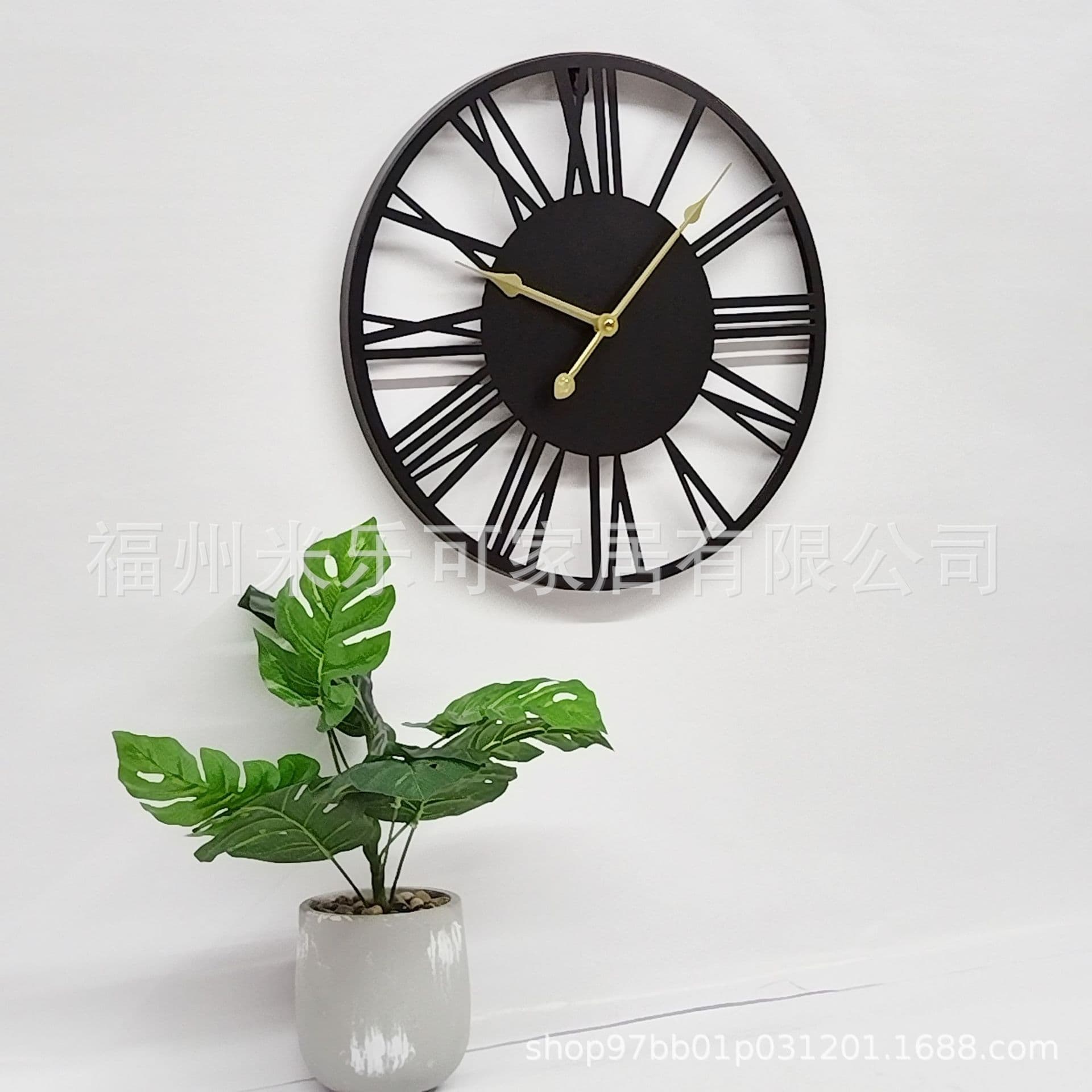 Nordic Roman Numeral Clock Iron Wall Clock Creative Living Room Simple Hanging Clock Home Decoration Silent Wall Clock