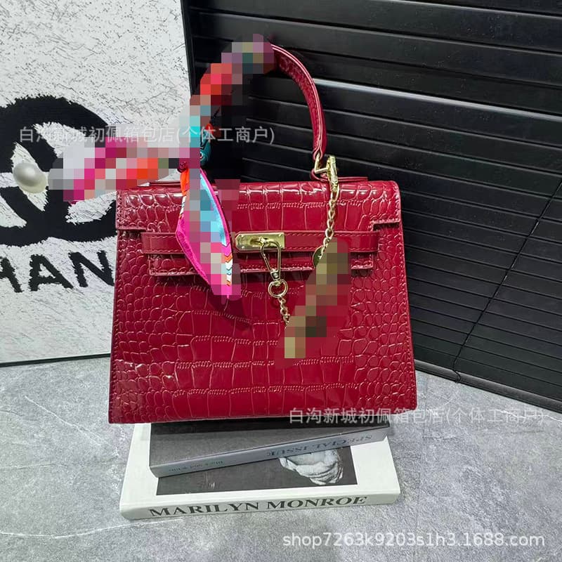 Versatile Handbag for Women, Exported Crocodile Texture Top Handle Bag, Cross-border European and American Fashion Women's Bag, Premium Kelly Bag