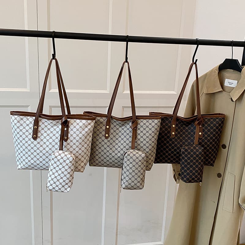 Retro Large-Capacity Handbag for Women 2025 Summer New Style Underarm Bag Tote Bag Stylish Commuter Shoulder Bag