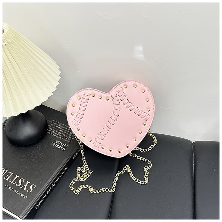 2026 New Rivet Love Heart Bag Women Crossbody Bag Fashion Trendy Chain Bag Shoulder Bag Niche Design Shoulder Bag