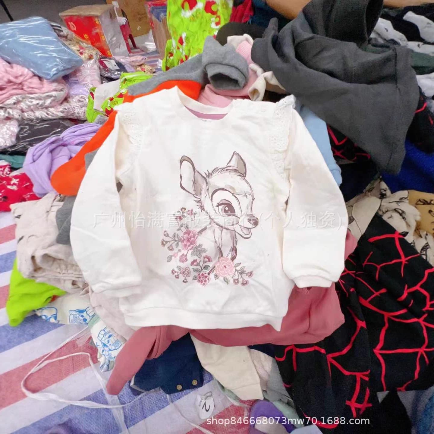 Lovely sweatshirts, many patterns, Dis*ey, anko, CA, etc., all good brands.