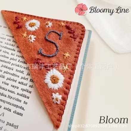 New Cross-Border Personalized Hand-Embroidered 26 English Letter Corner Bookmark Felt Bookmark Factory Direct