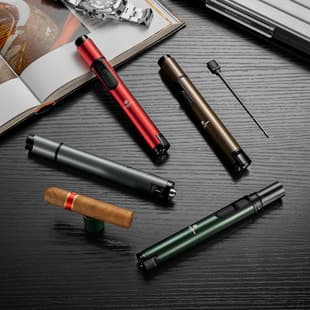 CIGARLOONG Cigar Lighter High Power Refillable Lighter Built-in Cigar Punch Cigar Rest