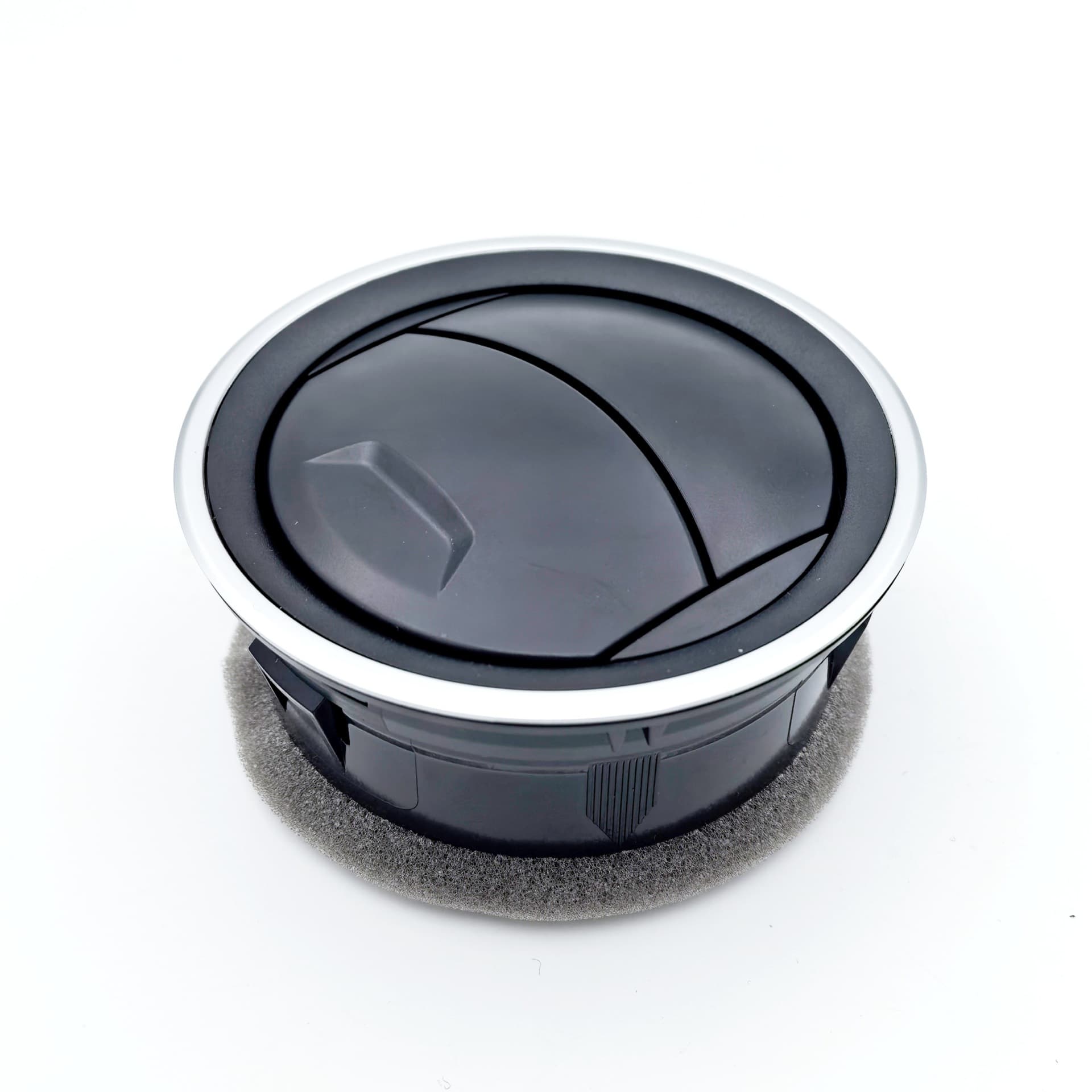 Cross-Border Hot Sale Spot Suitable for Volkswagen Amarok Pickup Truck Air Conditioning Outlet 2H0819703F