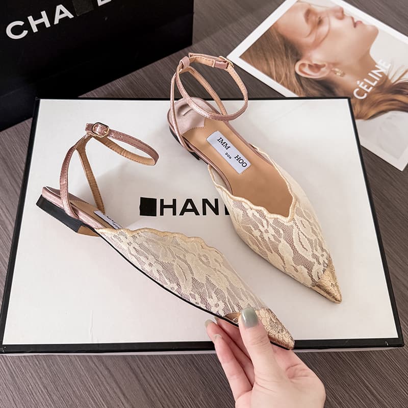 French Lace Pointed Flat Sandals for Women, One-Strap Buckle, Shallow Mouth, Toe-Covered, Elegant and Versatile, In-Stock Cross-Border Wholesale