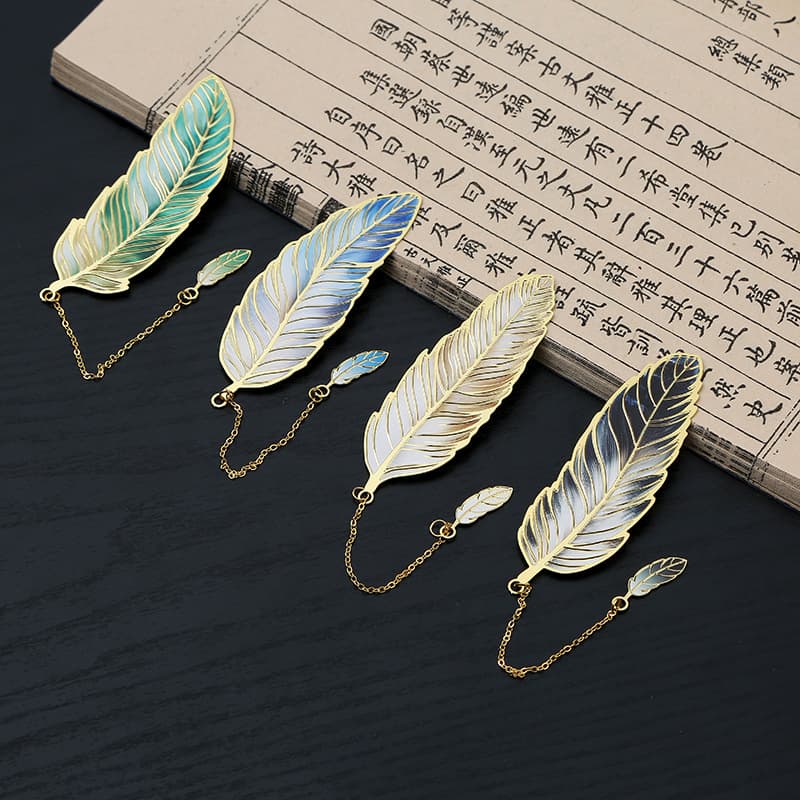 Premium Artistic Metal Feather Bookmark with Enamel Craft, Exquisite Chain Decoration, Creative Reading Marker Gift