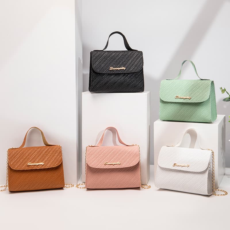 Leisure Small Square Bag Autumn Winter New Women's Bag Wholesale Simple Handbag Embossed Chain Bag Cross-border Bags