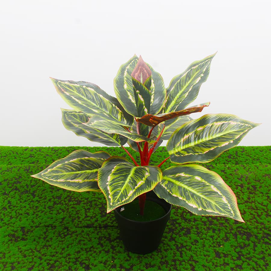 Factory wholesale simulation evergreen red leaf apple leaf green plant small bonsai with landscaping decoration small green plant accessories