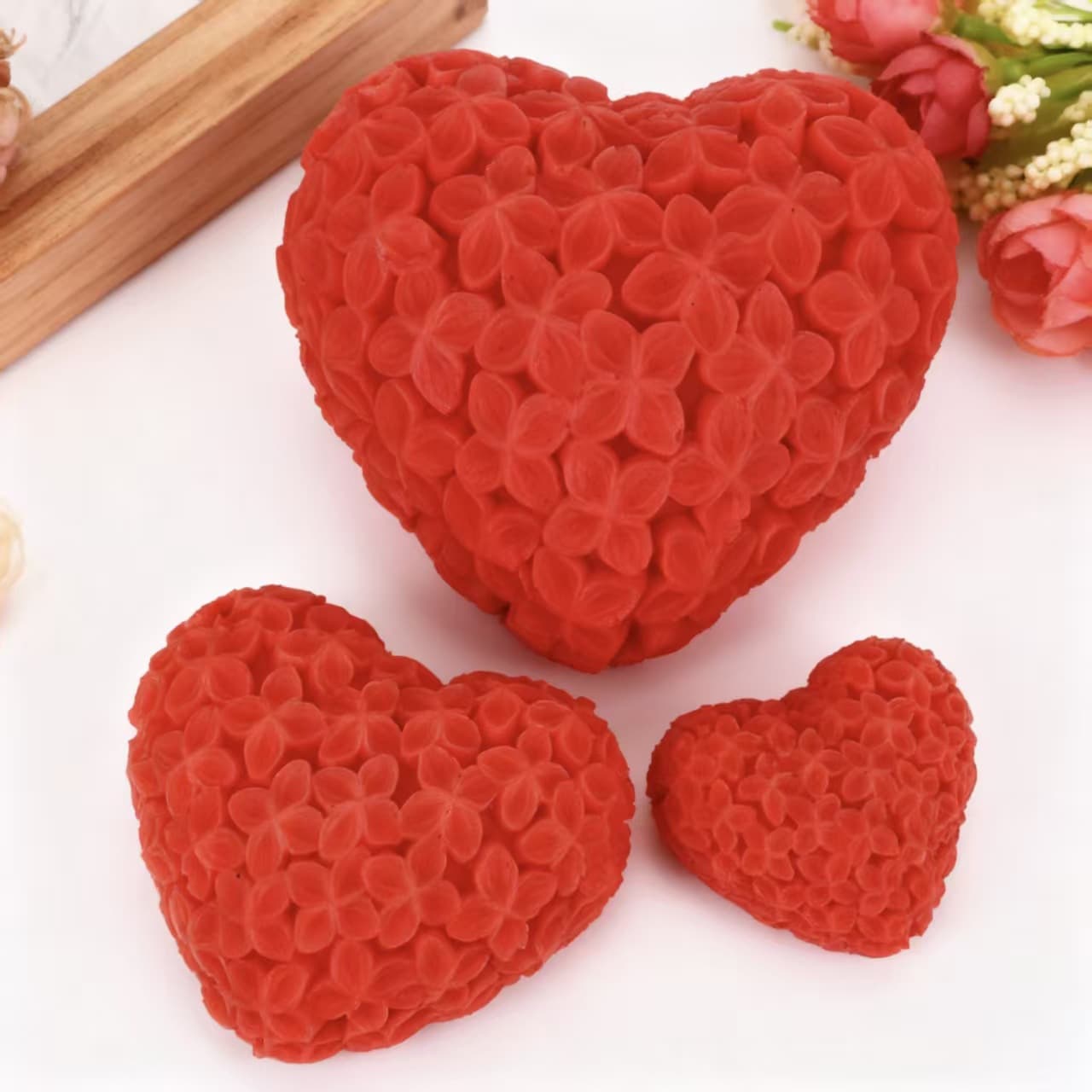 3D Flower Heart Silicone Mold, Heart-Shaped Candle Handmade Soap DIY Aromatherapy Car Ornament