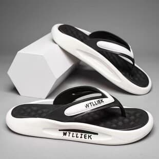 2026 Men's Summer New Flip Flops, Anti-Slip Outdoor Sandals, Clogs, Soft Sole Casual Beach Shoes
