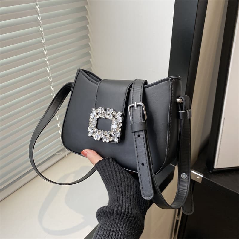 Women's Underarm Bag 2024 New Style Handbag Commute Simple Shoulder Crossbody Bag Casual Textured Chic Crescent Bag